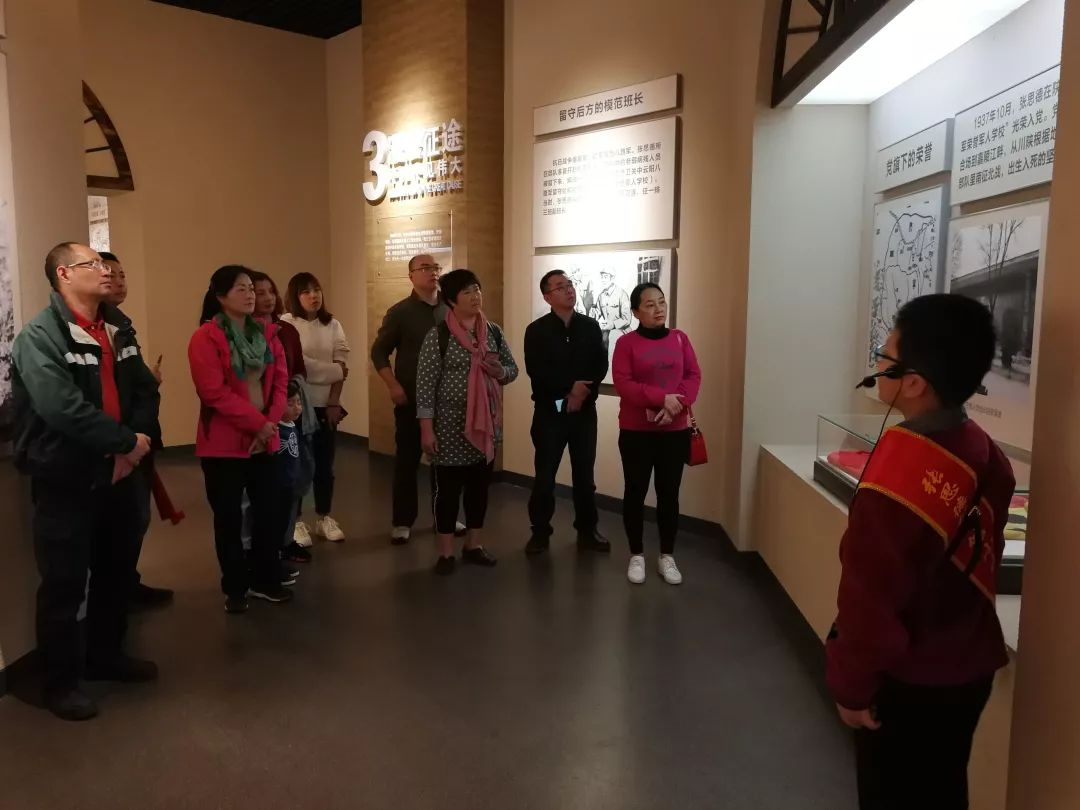 成都九球体育(China)官方网站集团党群党支部开展“不忘初心 牢记使命” 主题教育系列活动
